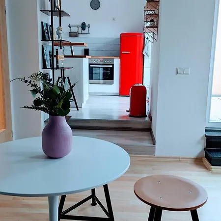 Rooftop Art Apartment, E-roller,ausblick,wlan,tv *