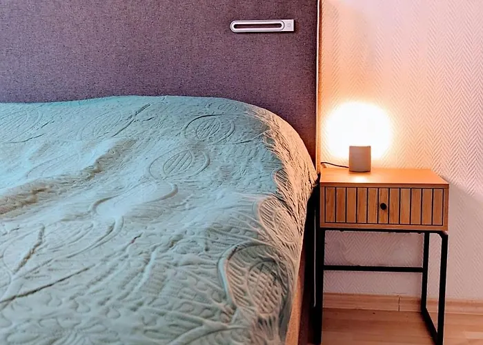 Rooftop Art Apartment, E-roller,ausblick,wlan,tv, Netflix 公寓