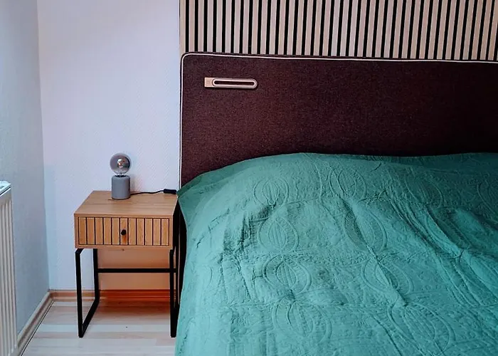 Rooftop Art Apartment, E-roller,ausblick,wlan,tv, Netflix Apartment Chemnitz